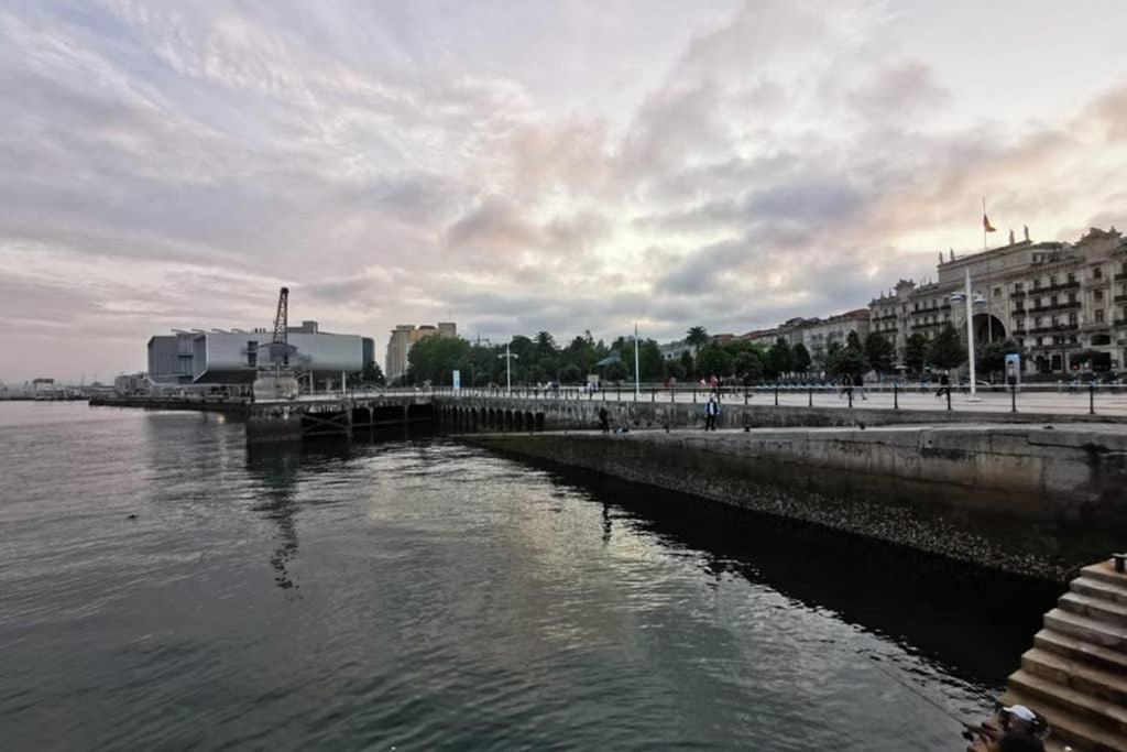 Acogedor Apartamento En El Centro De Santander Appartamento Esterno foto