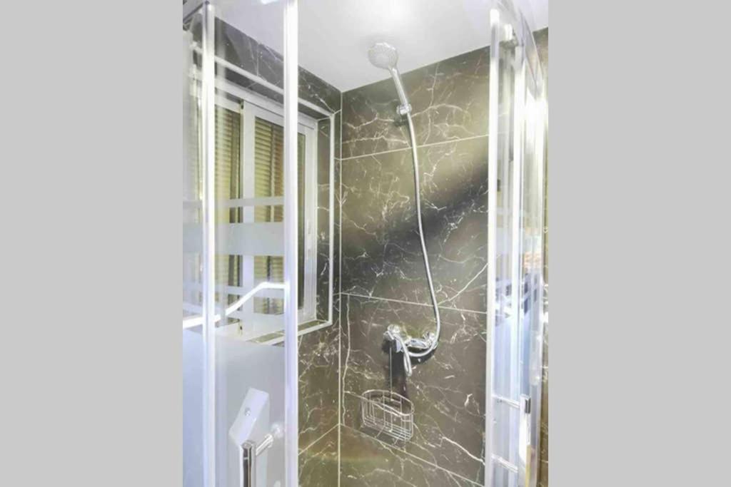 Acogedor Apartamento En El Centro De Santander Appartamento Esterno foto